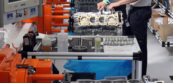 Ricardo and McLaren celebrate 10,000th M838T engine