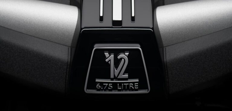 Rolls-Royce redevelops its 6.75-liter V12 for the Cullinan