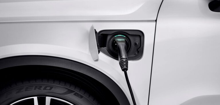 Volvo wants half its vehicle sales to be electric by 2025 Volvo wants half its vehicle sales to be electric by 2025