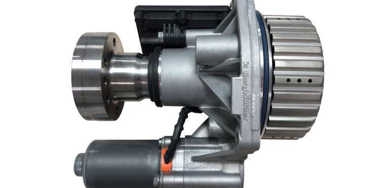 BorgWarner coupling ensures AWD on Lynk & Co 01 BorgWarner coupling ensures AWD on Lynk & Co 01