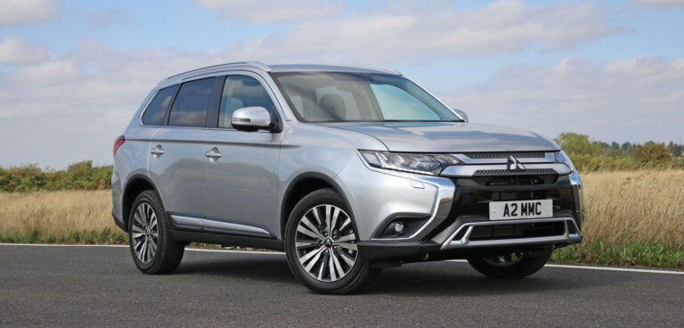 Mitsubishi Outlander gains new gasoline powertrain Mitsubishi Outlander gains new gasoline powertrain