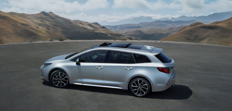 New Toyota Corolla to offer two hybrid powertrain options New Toyota Corolla to offer two hybrid powertrain options