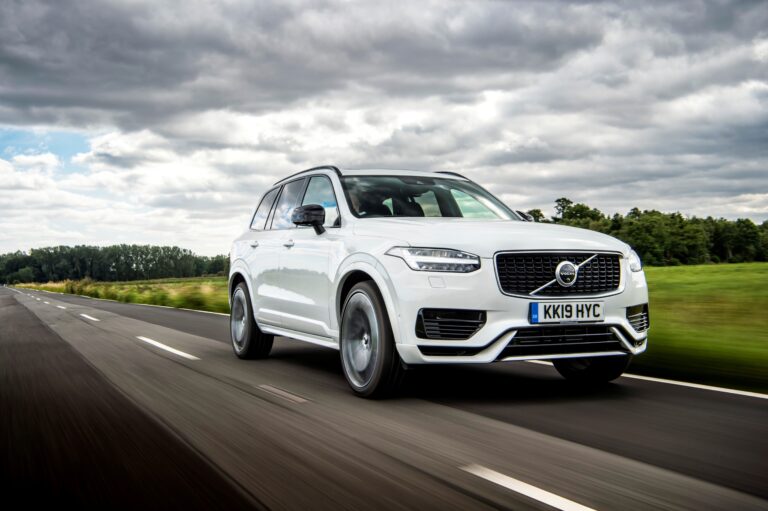 Volvo expands powertrain options for XC90