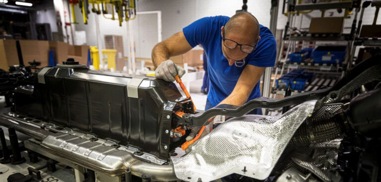 Volvo Cars to implement cobalt traceability for its EV batteries