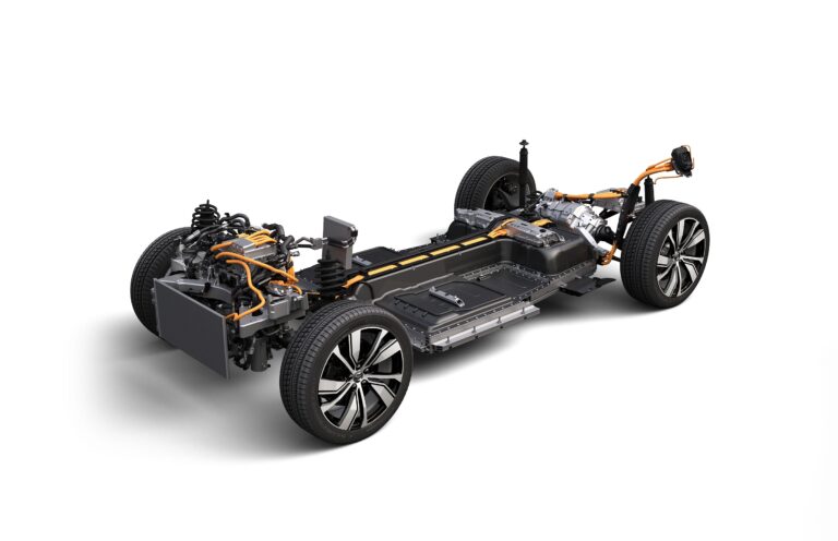 Volvo opens new EV battery assembly line Volvo opens new EV battery assembly line