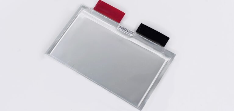 Microvast introduces fast-charging power cell