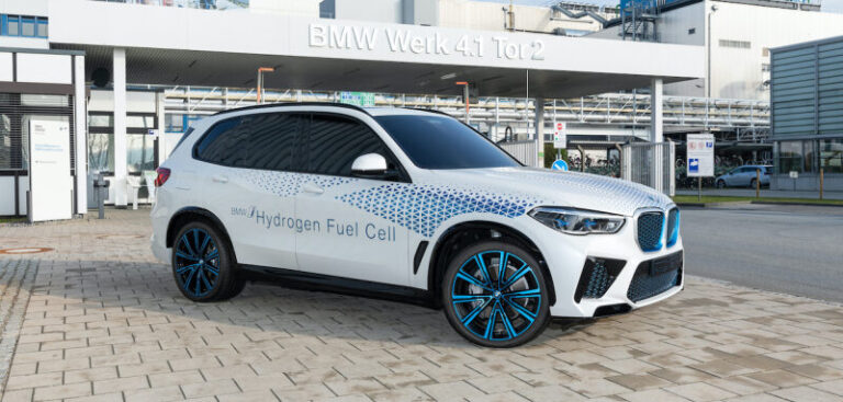 BMW to pilot hydrogen-powered vehicle in 2022