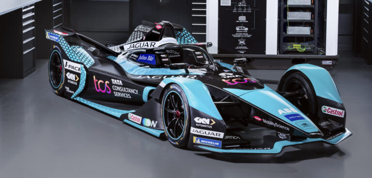Jaguar deploys second-life batteries to power Formula E pits