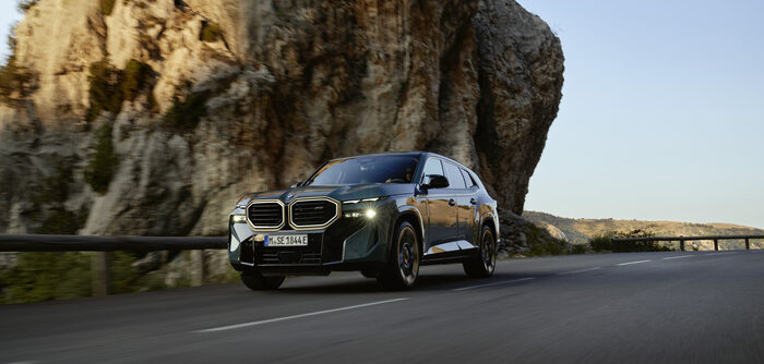 BMW XM benefits from powerful hybrid system