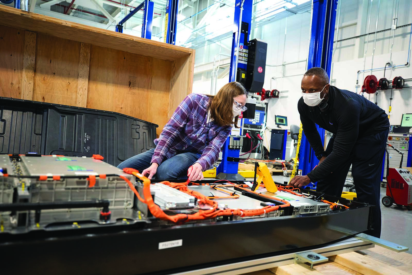 Tech perception: Battery construction, Pt.4. Electronics