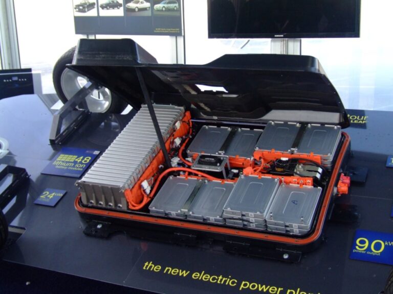 Altlium partners with Nissan on UK EV battery recycling project