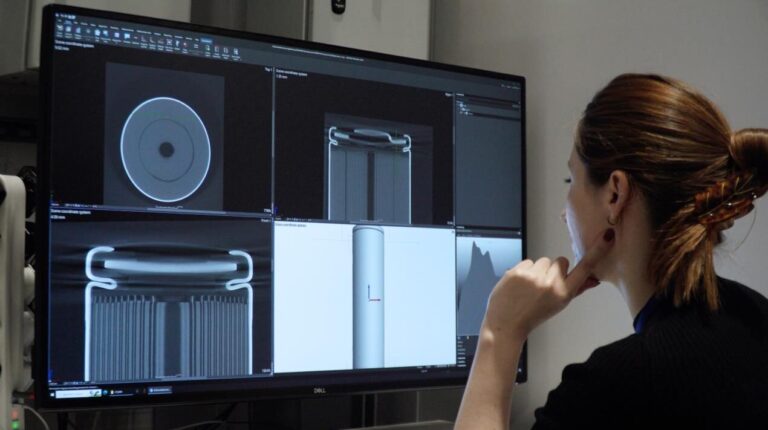 UKBIC opens new battery development laboratory UKBIC opens new battery development laboratory.