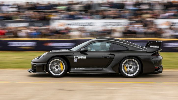 RML Group unveils P39 hypercar prototype.