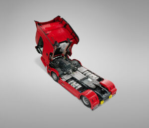 Scania unveils the Super 11 engine.