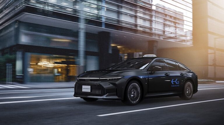 Toyota hydrogen taxis to roll out across Tokyo Toyota Crown hydrogen model.