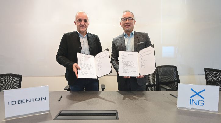 Royce YC Hong, Founder & CEO, XING Mobility (left) and Mirko Konta, CEO, Ideenion (right).