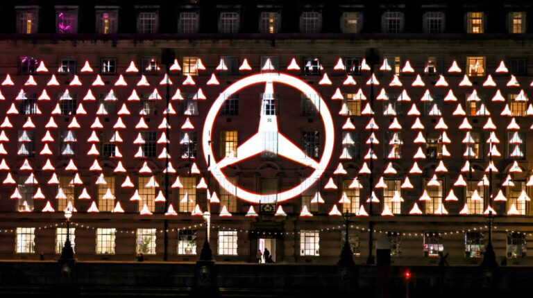 Mercedes-Benz UK revealed the CLA with a light projection in London in March 2025, with the company logo depicted via a range of different lights