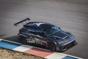 CUPRA Leon VZ e-Hybrid Racer. 