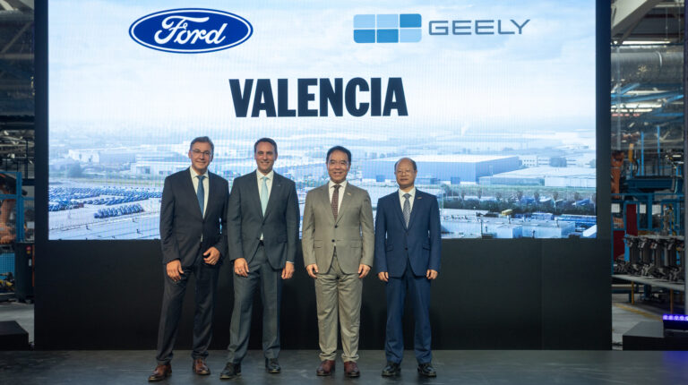 Ford and Geely to pool production in Valencia Ford and Geely to pool production.
