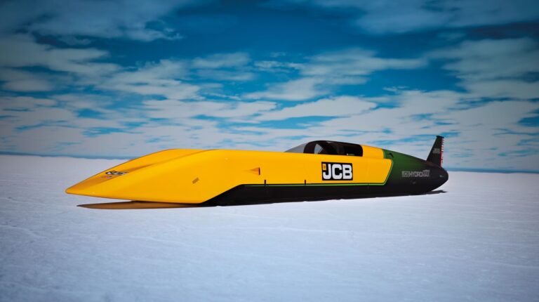 The hydrogen powertrain technology behind the JCB Hydromax world land speed record.